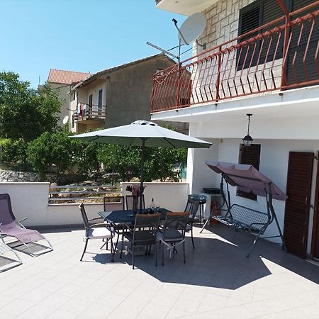 Apartment Josip Подстрана Екстериор снимка