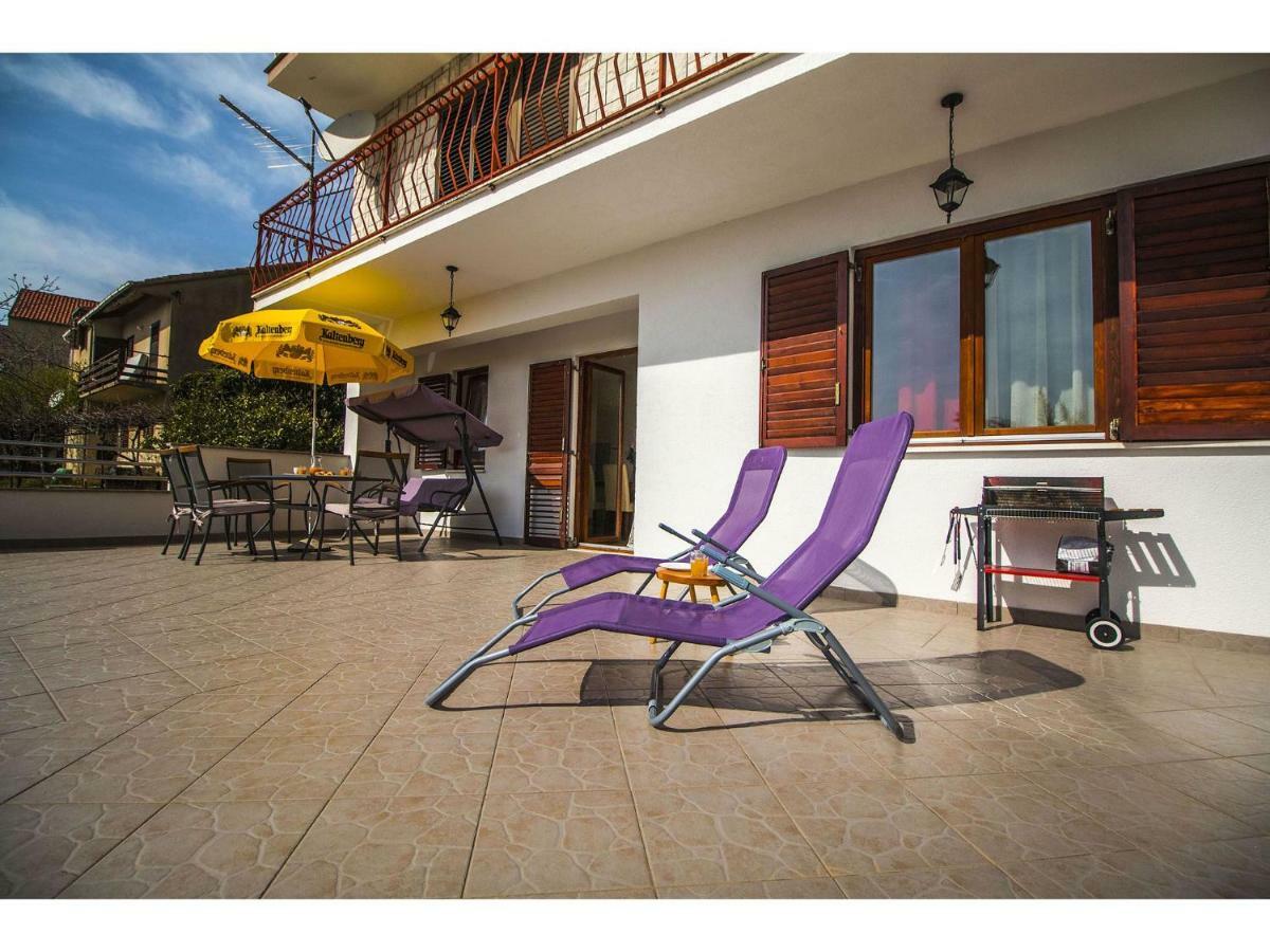 Apartment Josip Подстрана Екстериор снимка